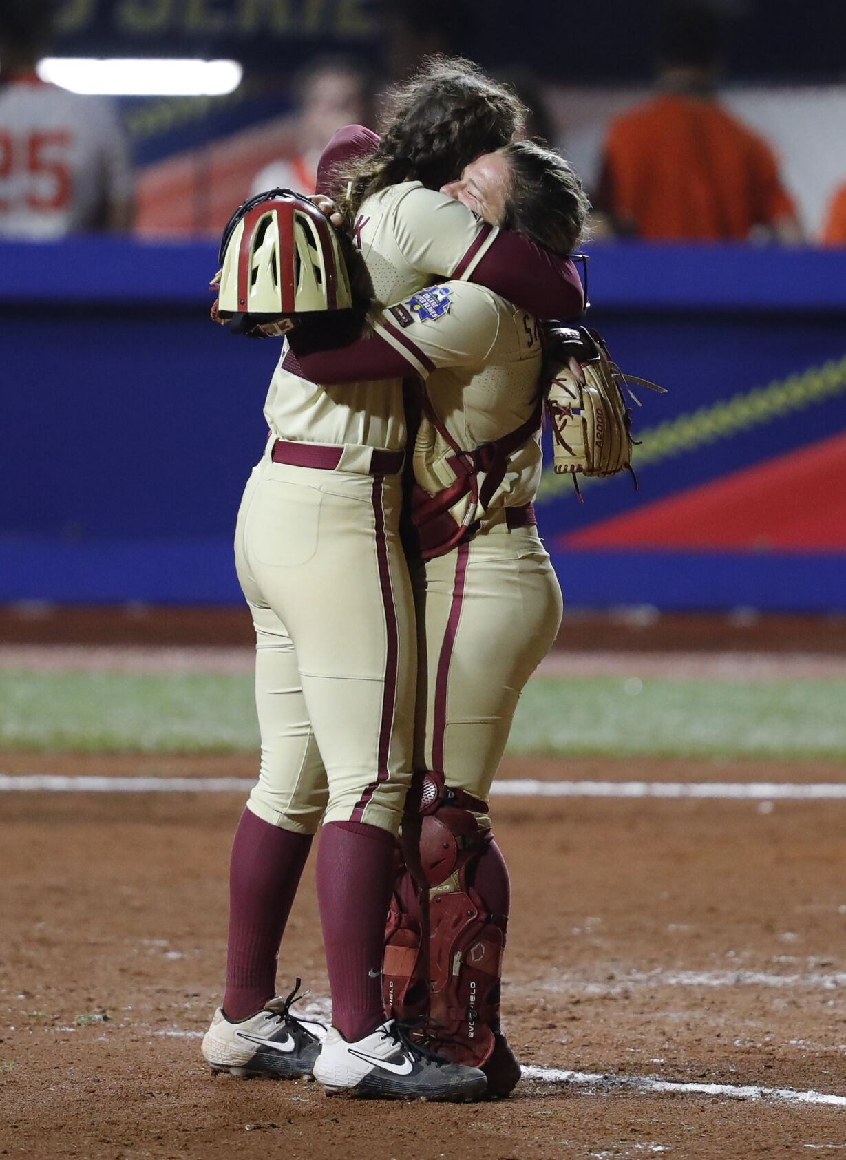 WCWS Florida St Oklahoma St Softball